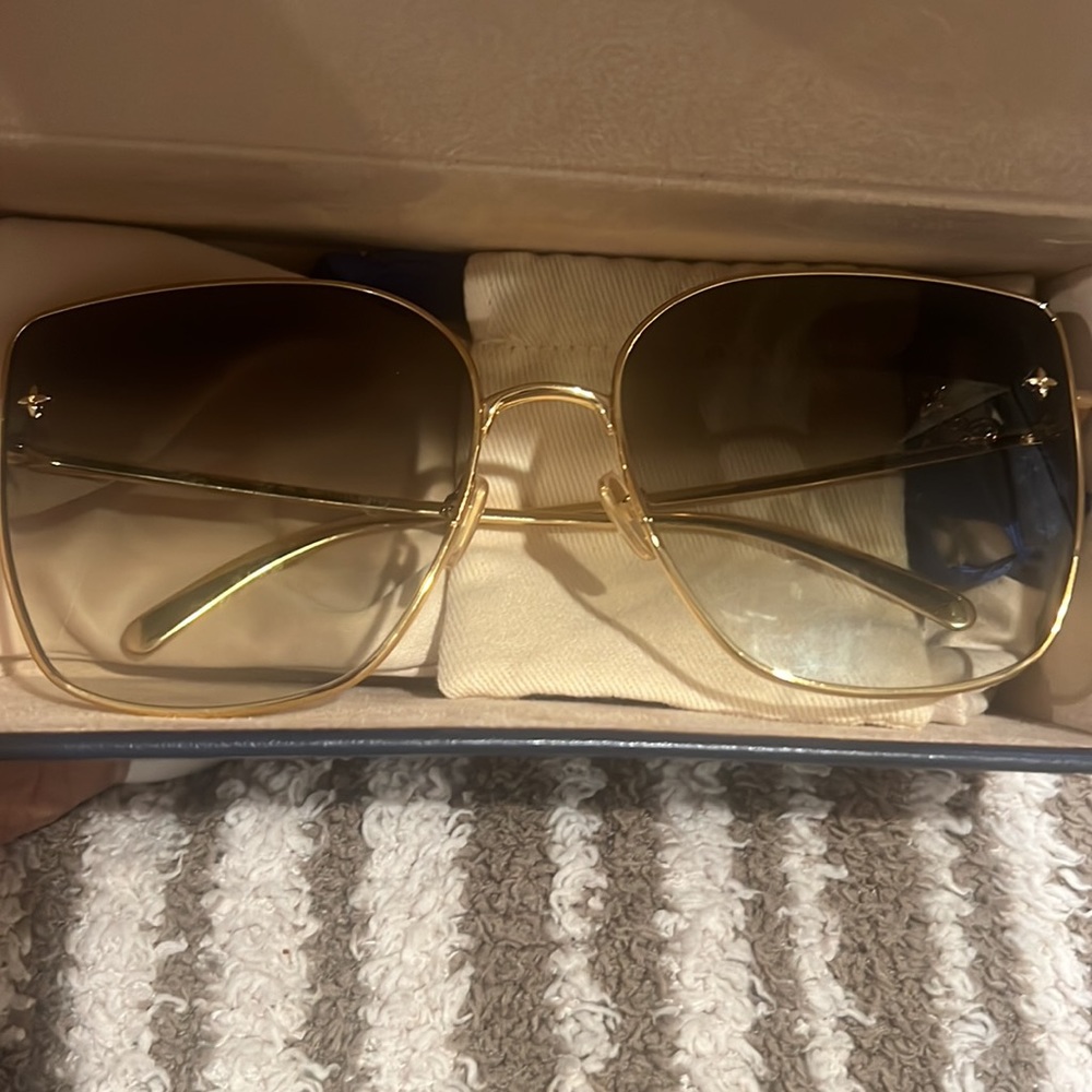 Louis Vuitton charm cat eye sunglasses - Picture 4 of 8
